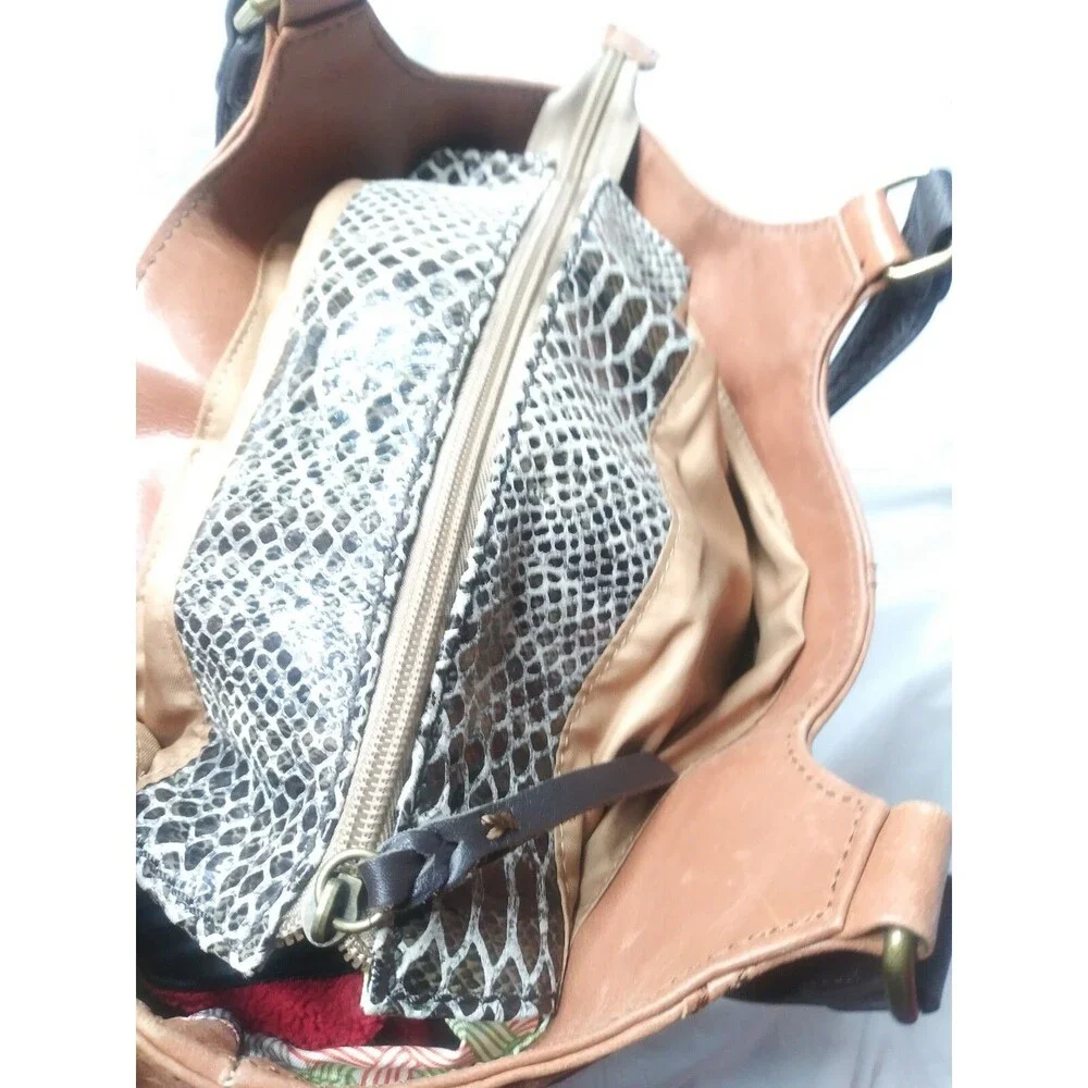 The Sak Kendra Glazed Leather Handbag Brown Satchel Shoulder Tote Purse.